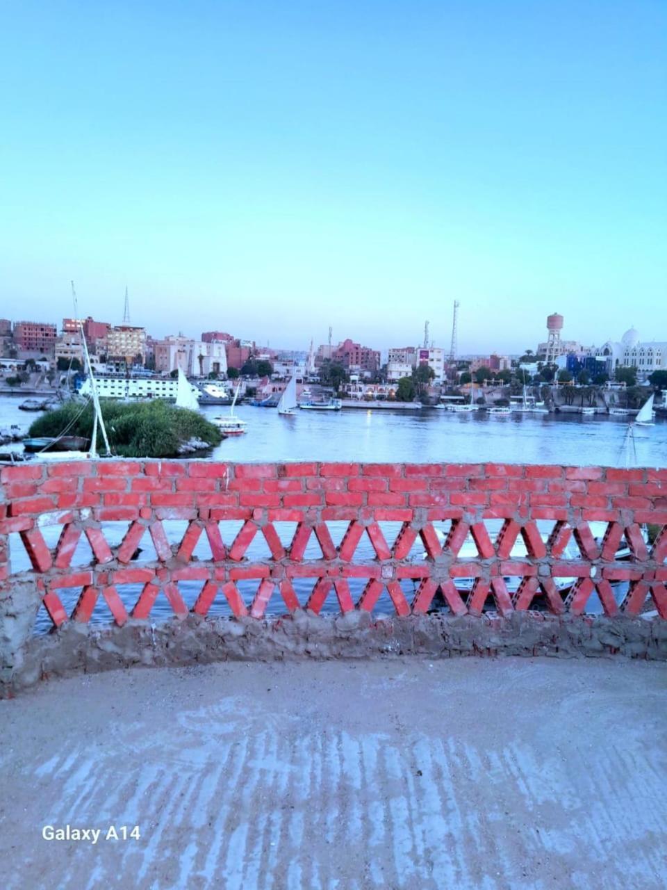 ホテル Nile View Rana Nubian Guest Houes アスワン エクステリア 写真